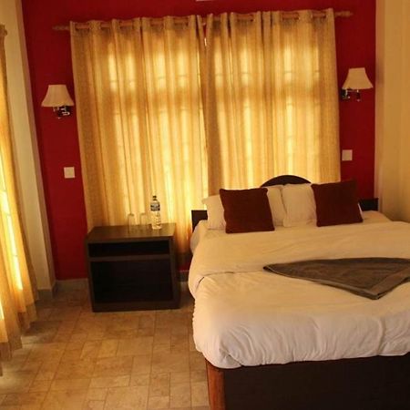 Mandala Guest House Саураха Экстерьер фото