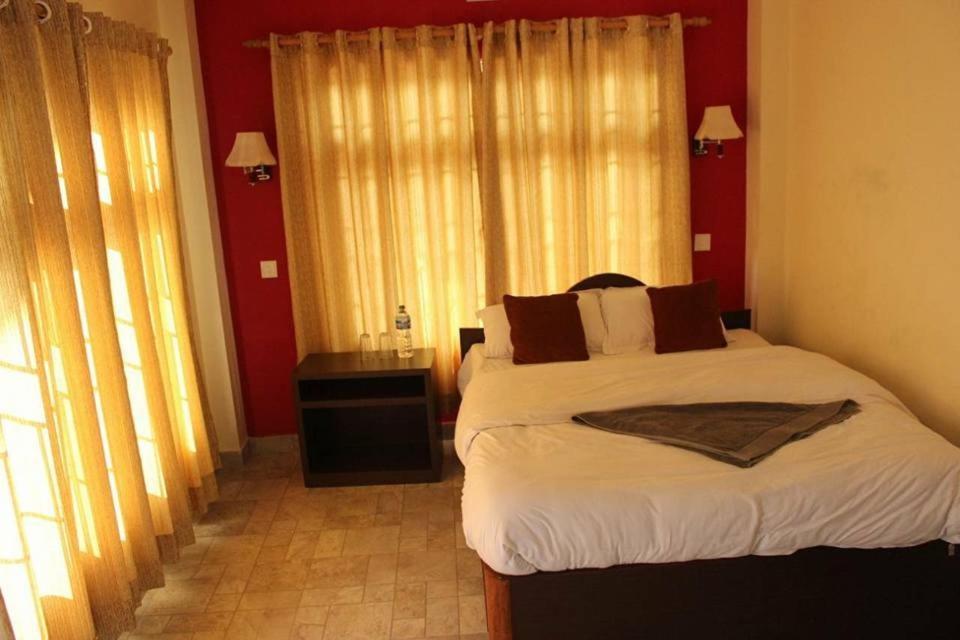 Mandala Guest House Саураха Экстерьер фото